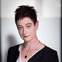 Dr. Kirsten Dunlop